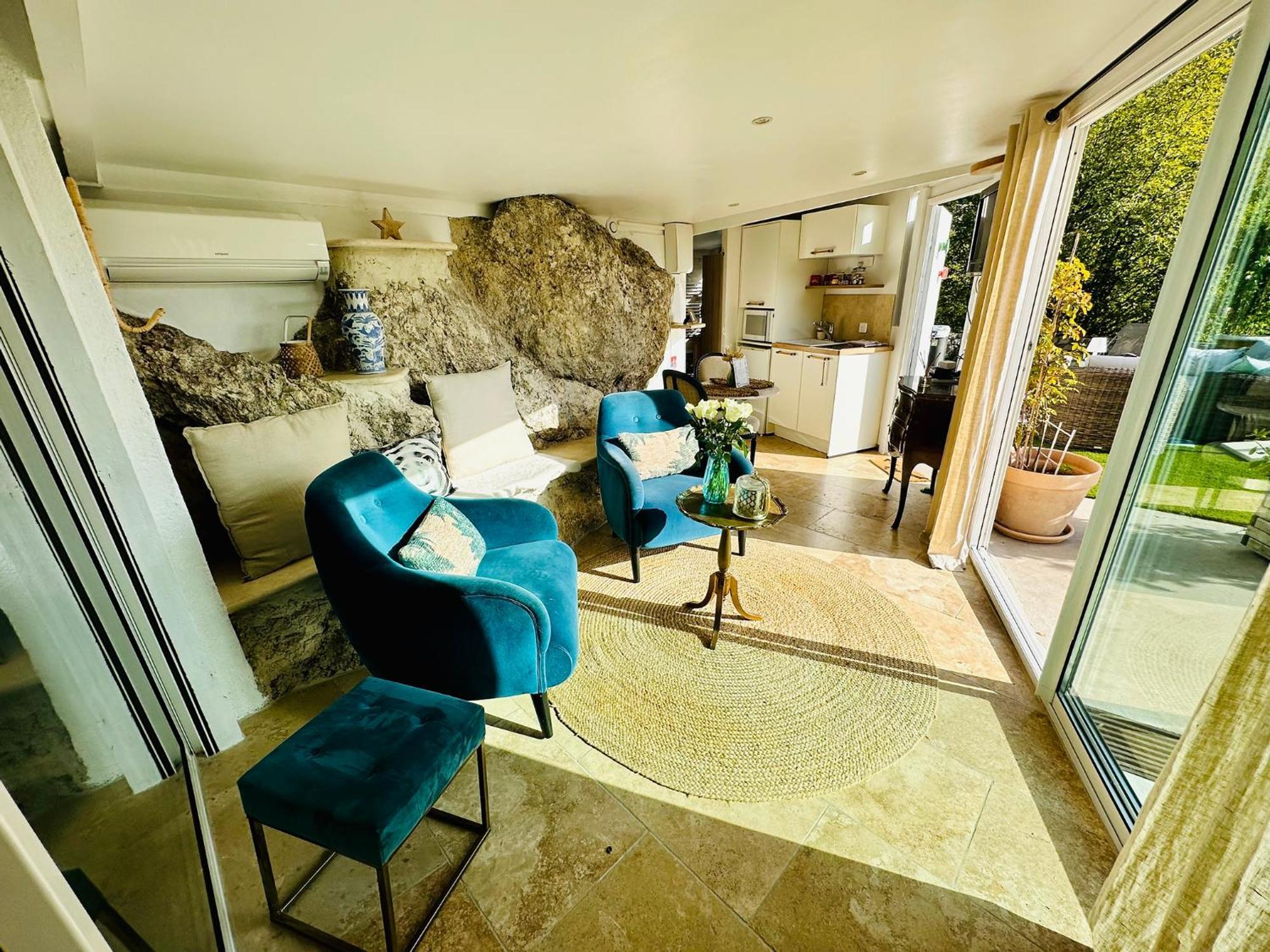 Domaine Les Deux Roches Apartment Le Bar-sur-Loup Exterior photo